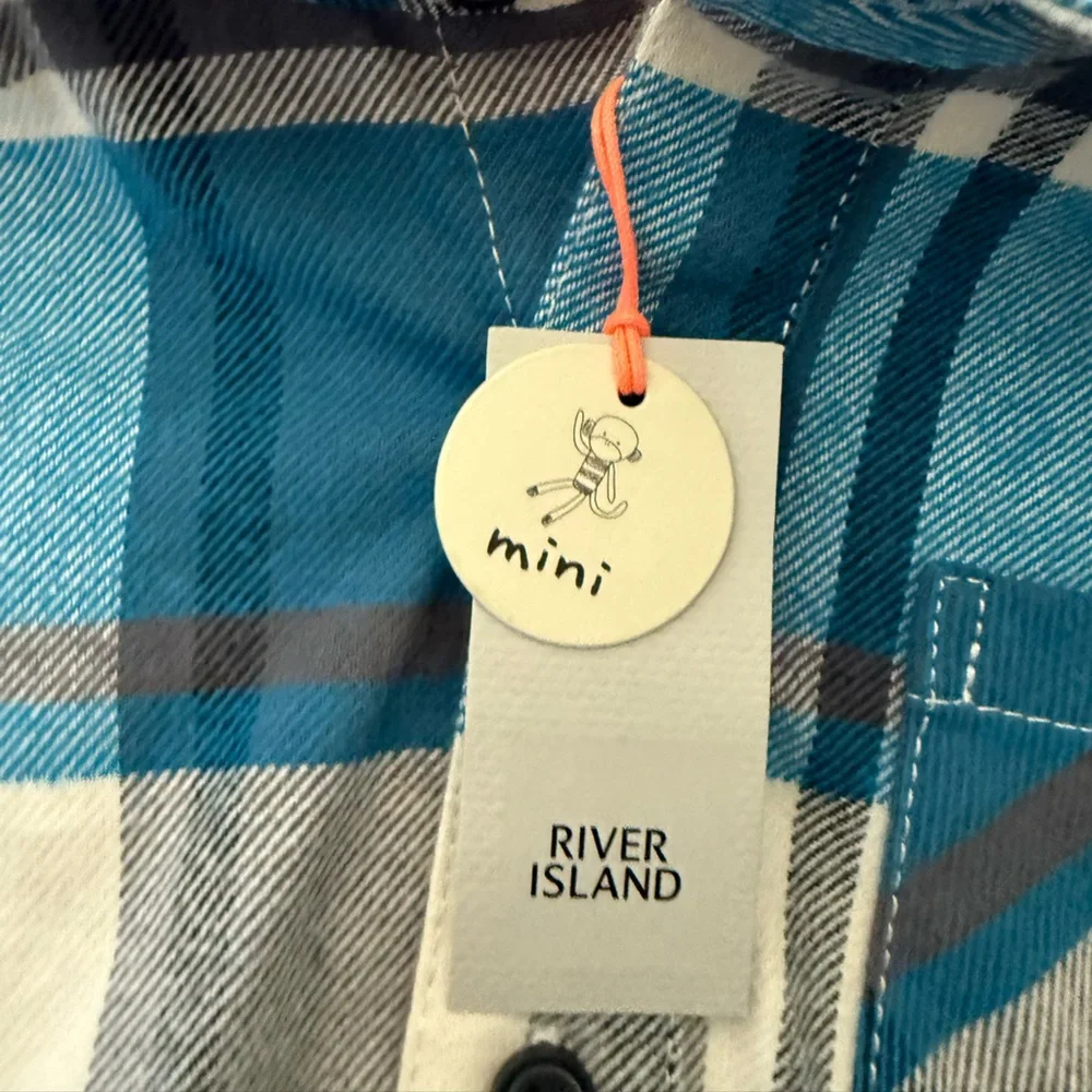 River Island river island